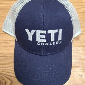 COPY - Yeti Coolers adjustable snapback trucker hat (NEW)
